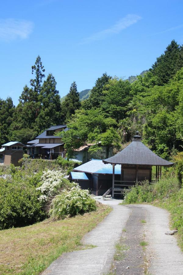 Guesthouse Boro-Ya Otoyocho Extérieur photo